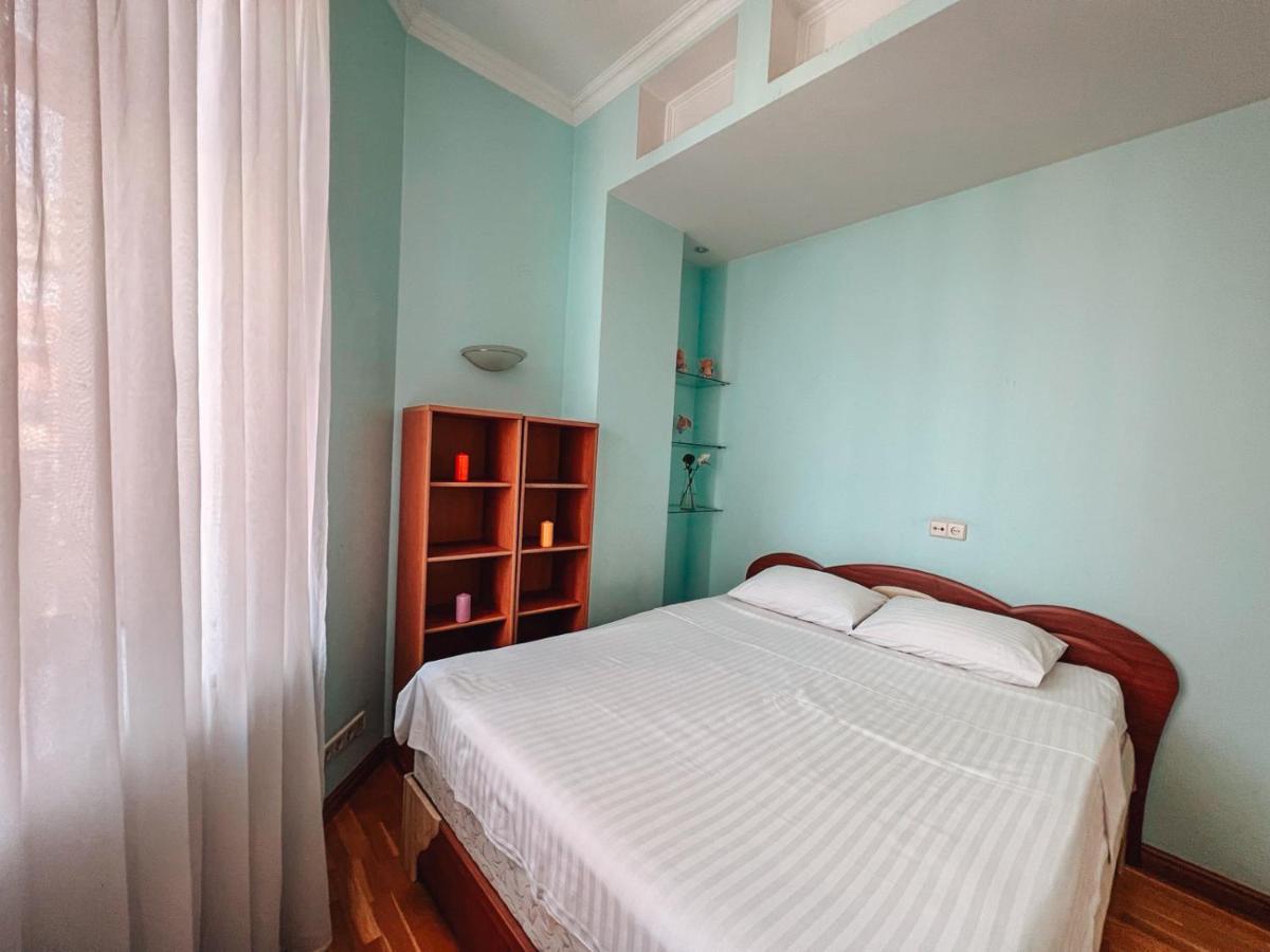 Apartments Rentals Ukraine On Kreshchatik Kiev Exterior foto
