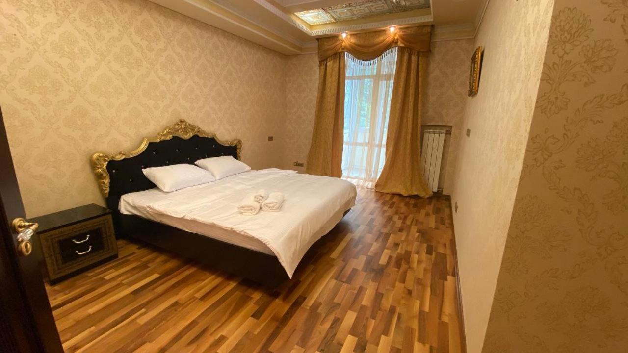 Apartments Rentals Ukraine On Kreshchatik Kiev Exterior foto